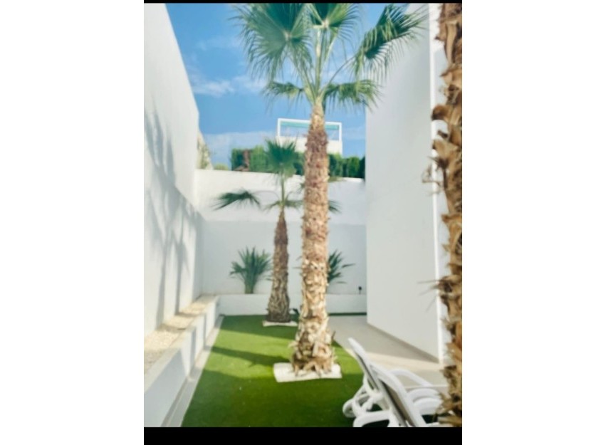 Herverkoop - Villa - San Fulgencio - Urbanización La Marina
