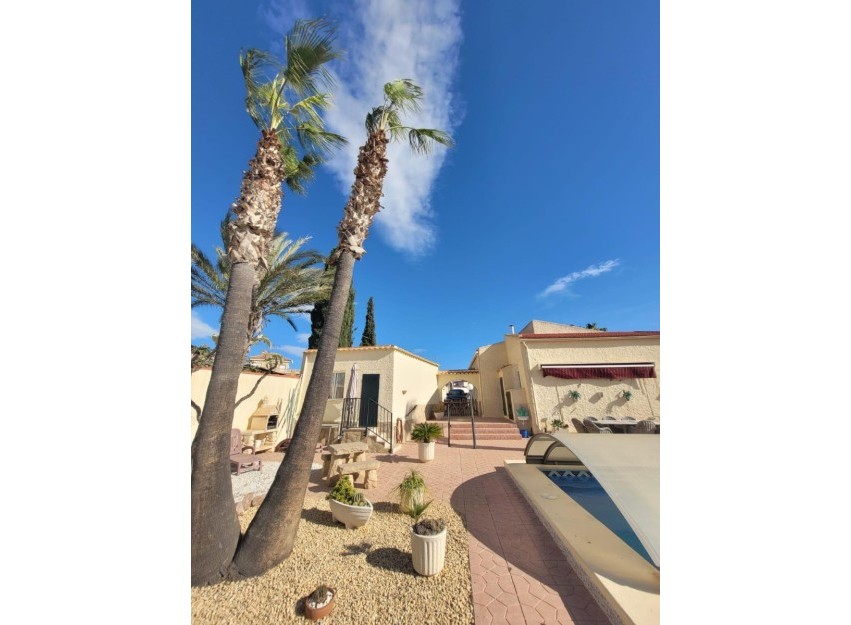 Herverkoop - Villa - San Fulgencio - Urbanización La Marina