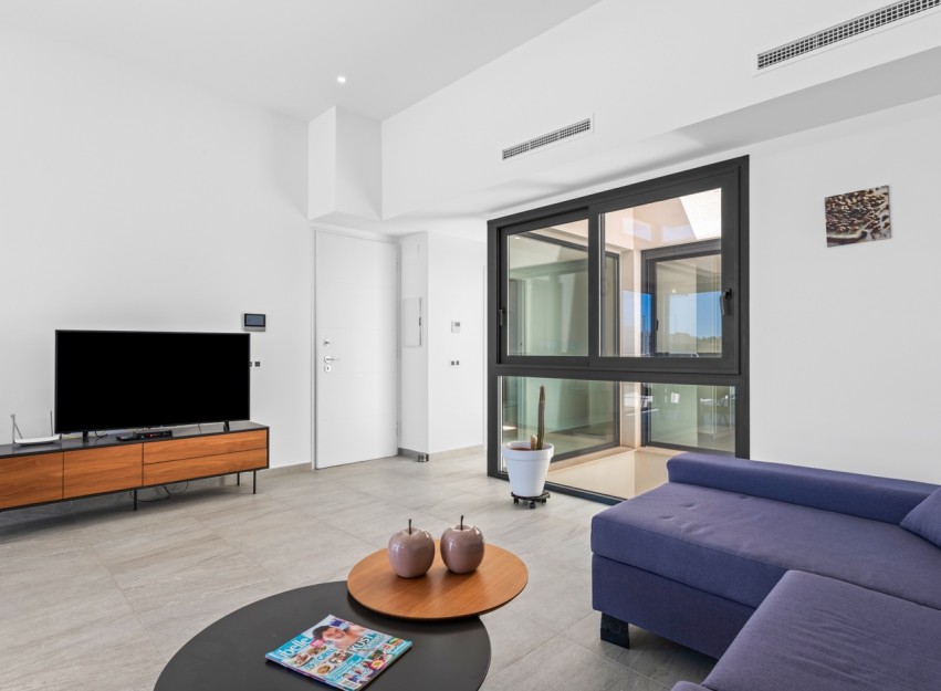 Herverkoop - Villa - San Miguel de Salinas - Orihuela Costa