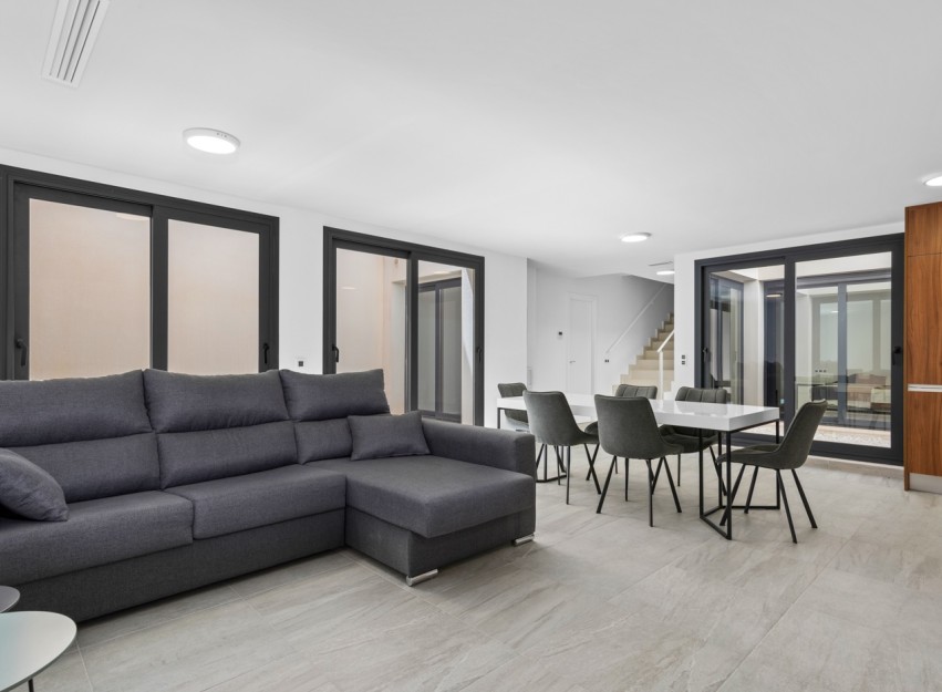 Herverkoop - Villa - San Miguel de Salinas - Orihuela Costa