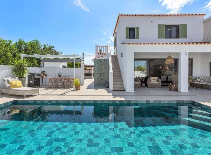 Herverkoop - Villa / Semi-detached Villa - Torrevieja - Torreta Florida
