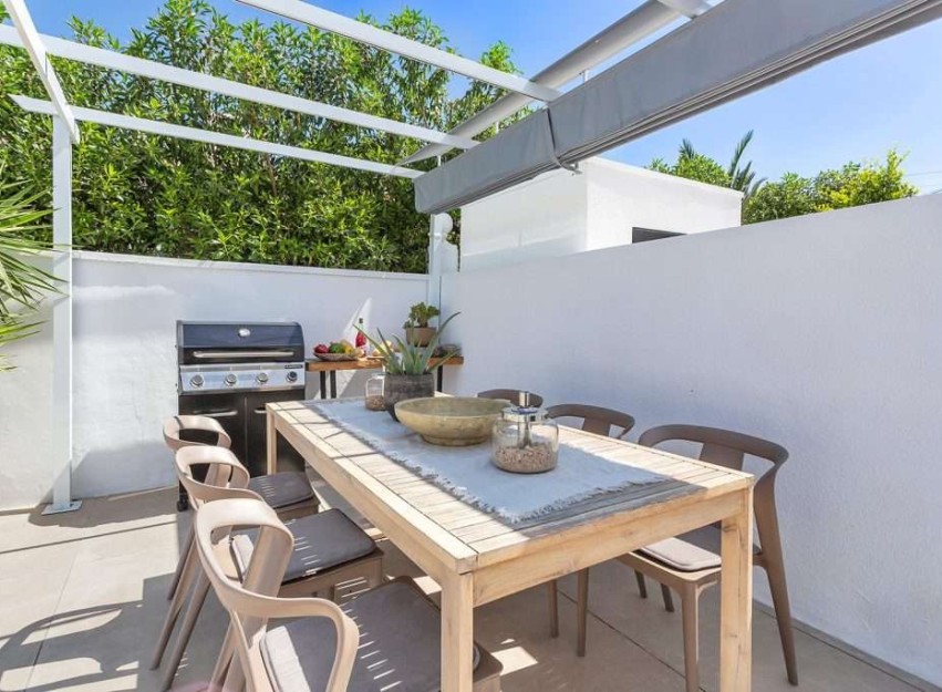 Herverkoop - Villa / Semi-detached Villa - Torrevieja - Torreta Florida