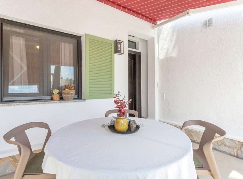 Herverkoop - Villa / Semi-detached Villa - Torrevieja - Torreta Florida