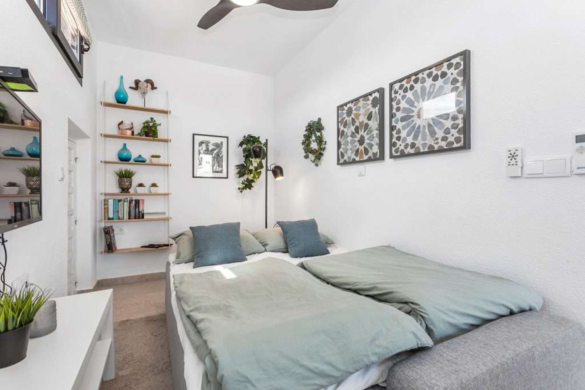 Herverkoop - Villa / Semi-detached Villa - Torrevieja - Torreta Florida