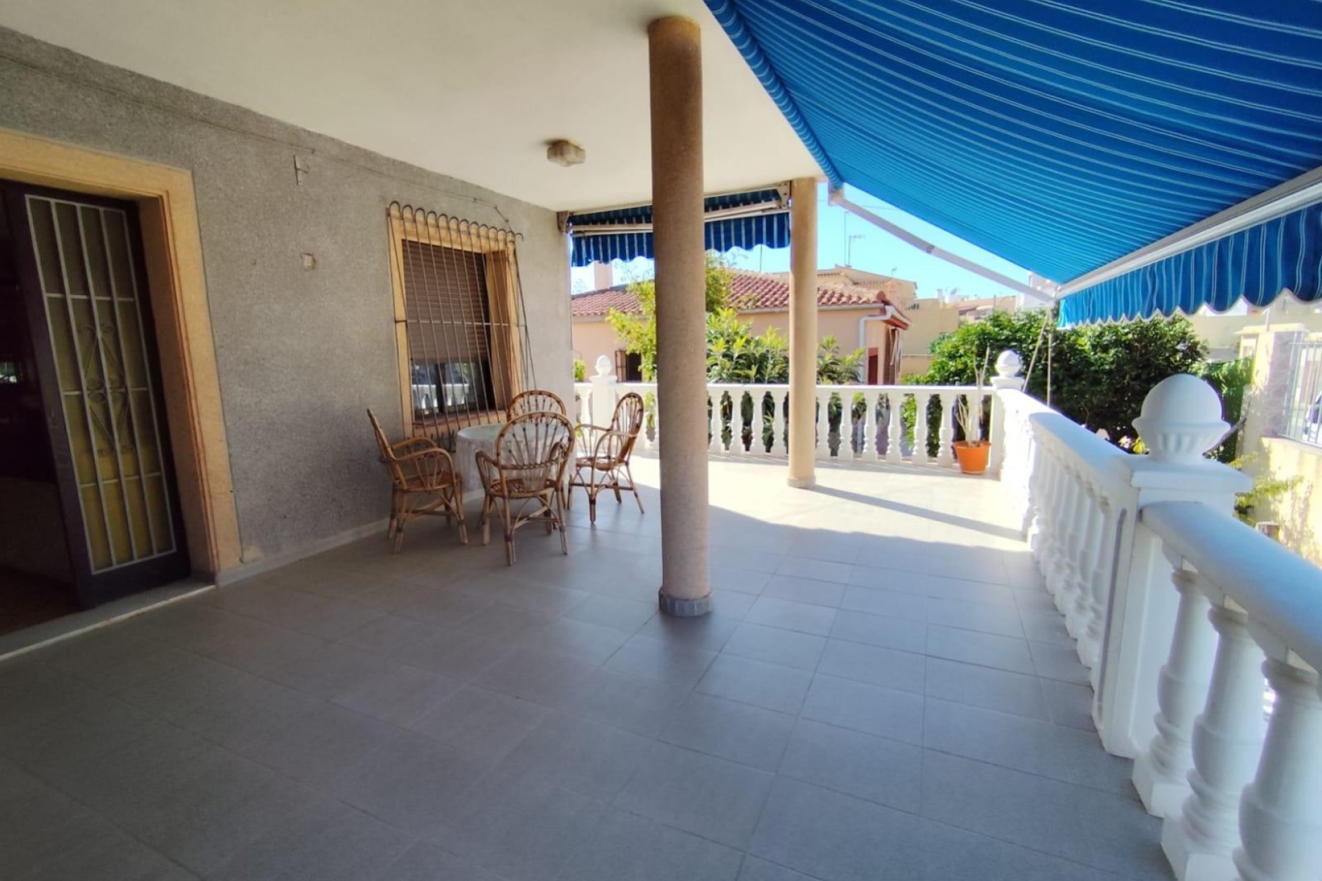 Herverkoop - Villa - Torrevieja - Center