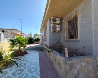 Herverkoop - Villa - Torrevieja - Center