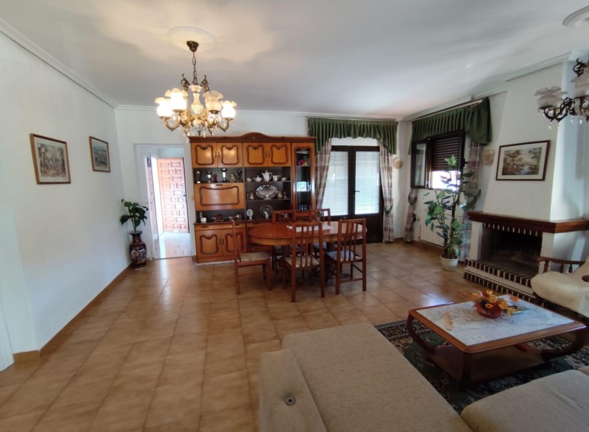 Herverkoop - Villa - Torrevieja - Center