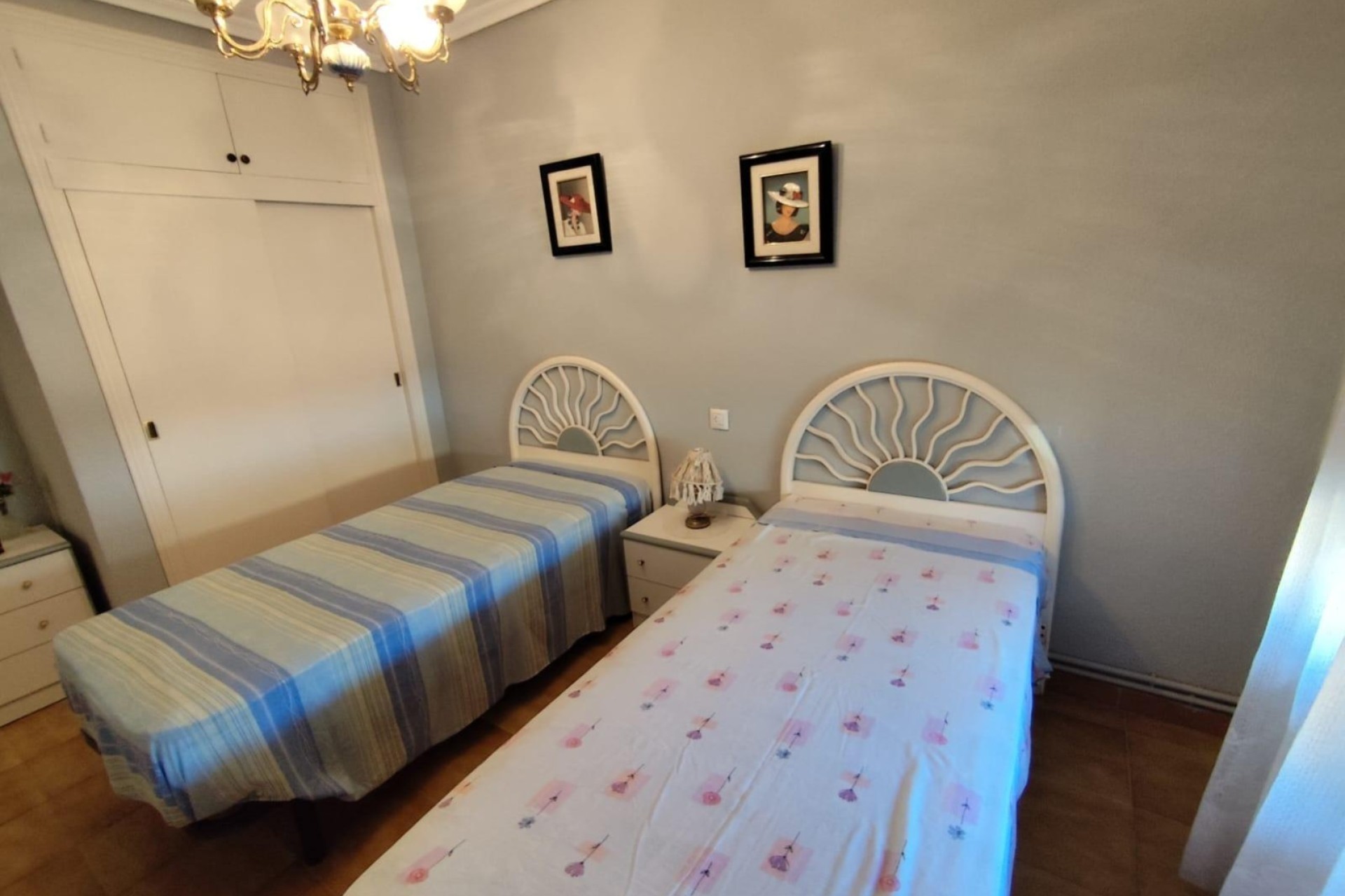 Herverkoop - Villa - Torrevieja - Center