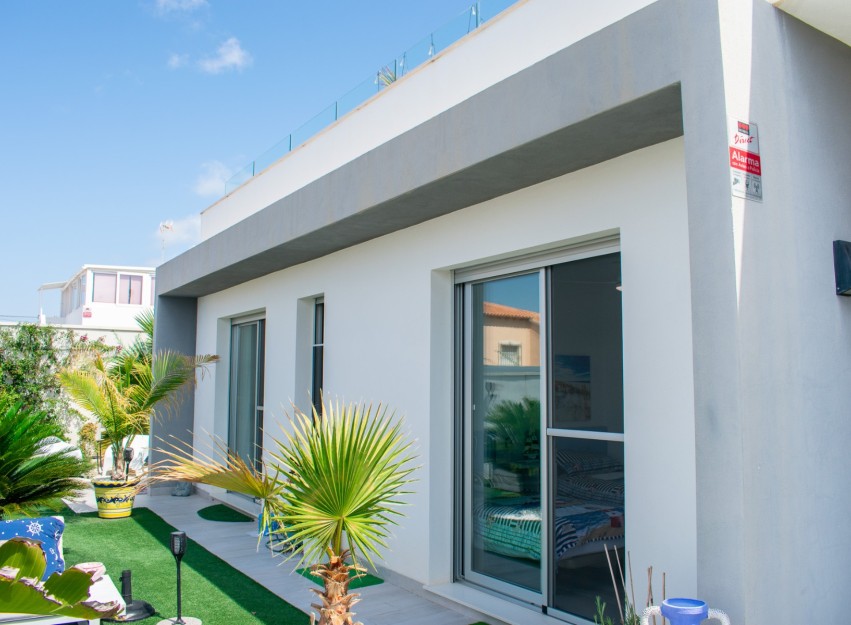 Herverkoop - Villa - Torrevieja - El Chaparral