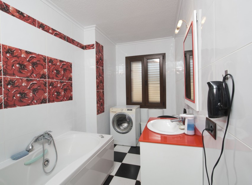 Herverkoop - Villa - Torrevieja - La Mata