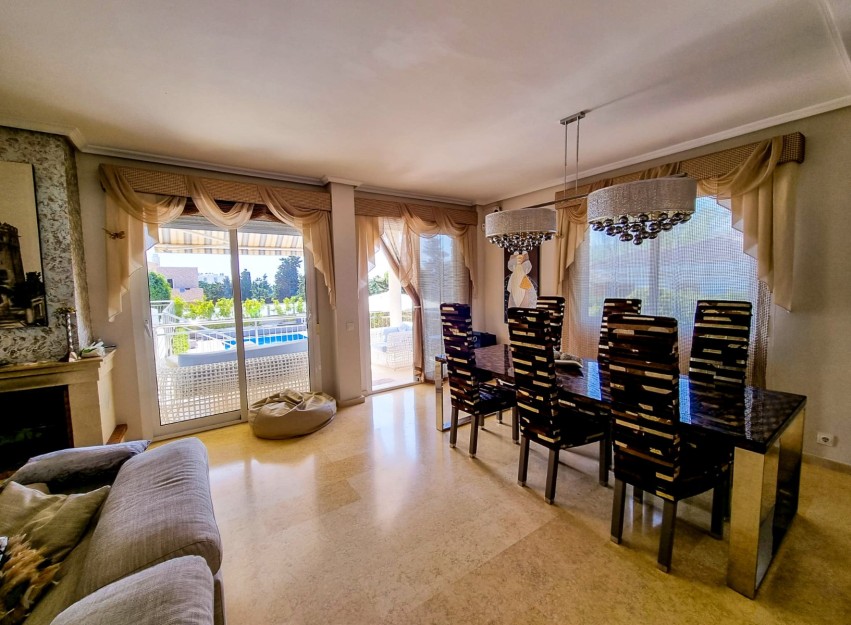 Herverkoop - Villa - Torrevieja - La Mata