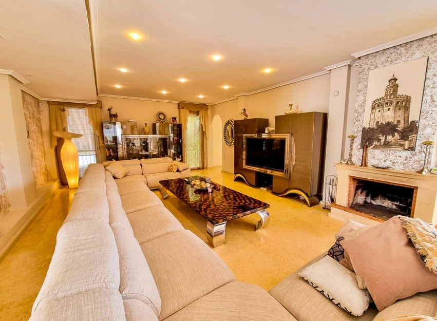 Herverkoop - Villa - Torrevieja - La Mata