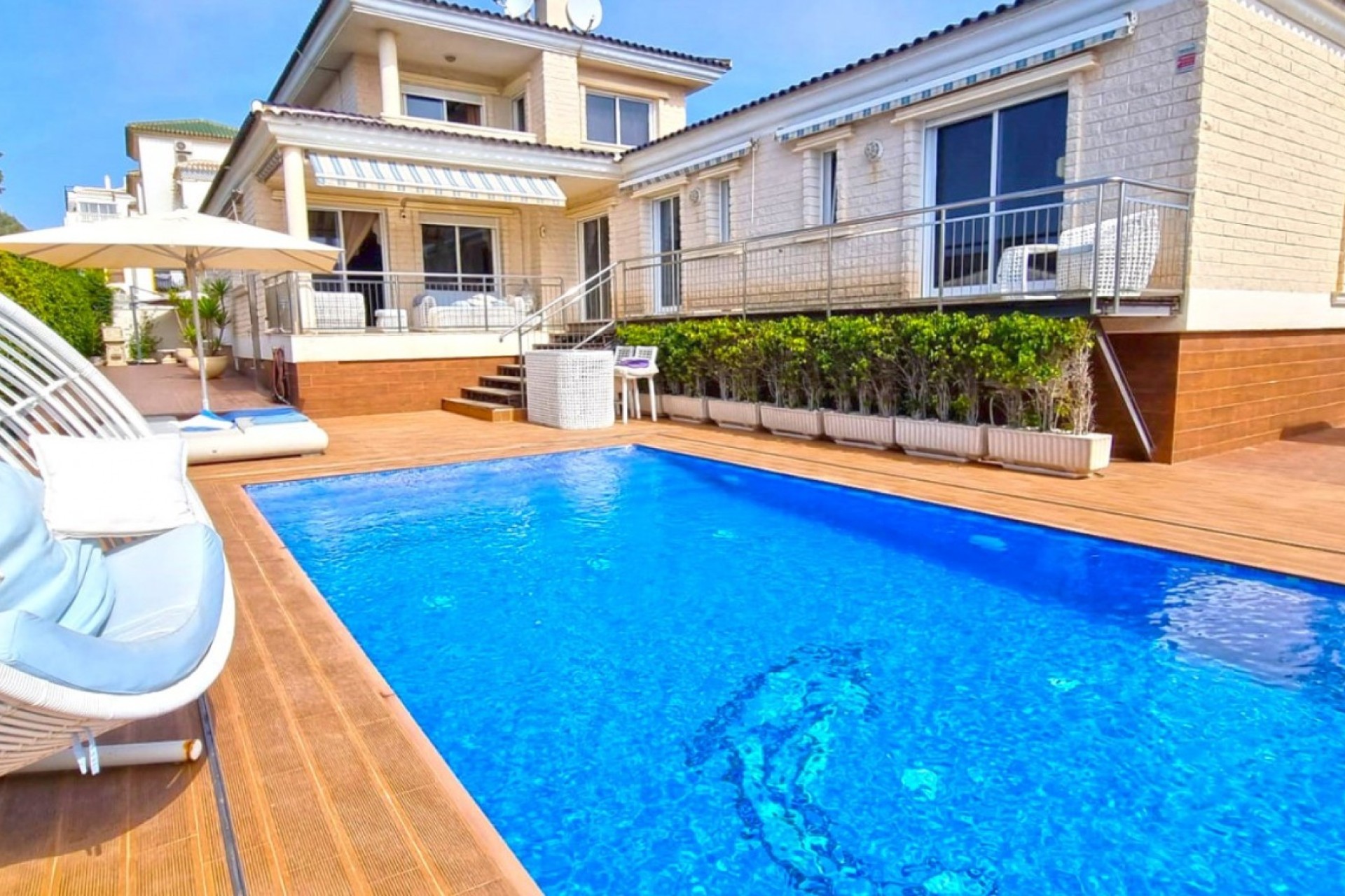 Herverkoop - Villa - Torrevieja - La Mata