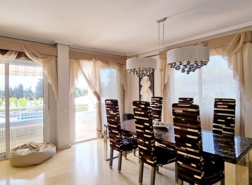 Herverkoop - Villa - Torrevieja - La Mata