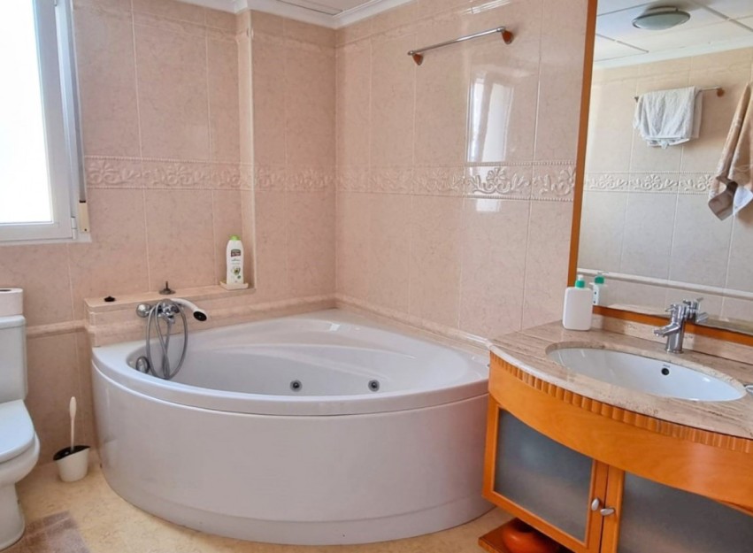 Herverkoop - Villa - Torrevieja - La Mata