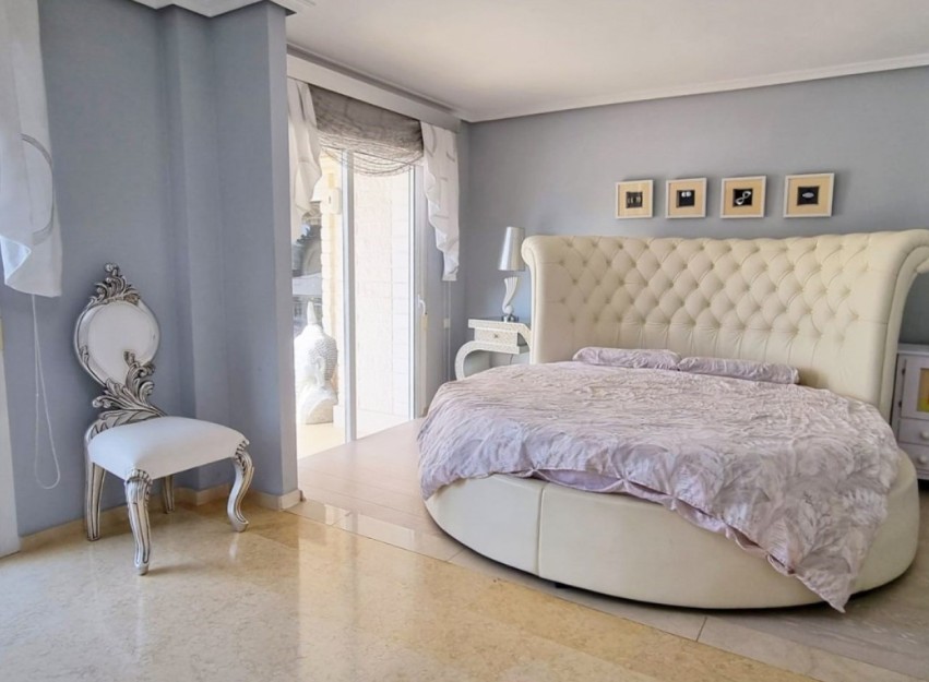 Herverkoop - Villa - Torrevieja - La Mata