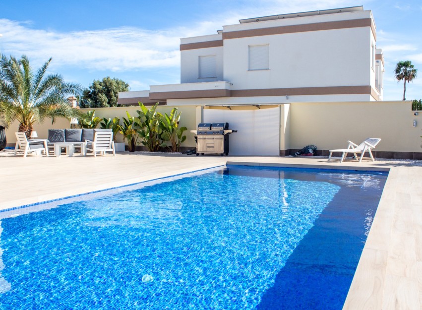 Herverkoop - Villa - Torrevieja - La Siesta
