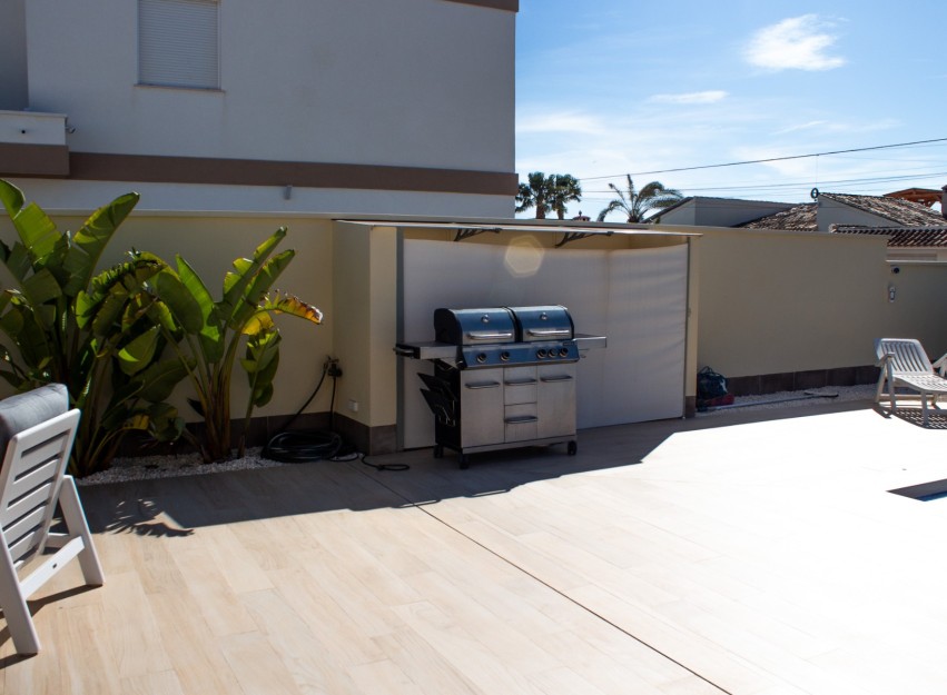 Herverkoop - Villa - Torrevieja - La Siesta