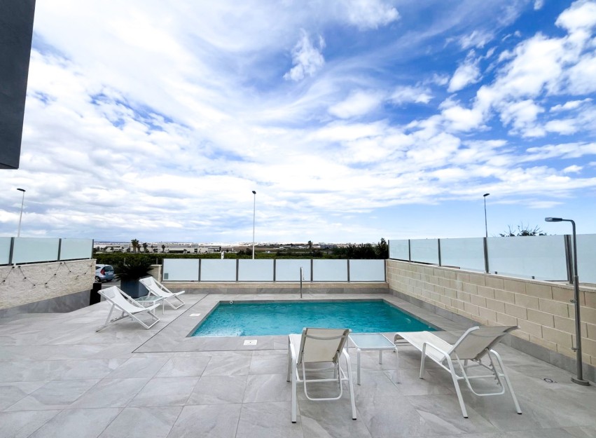 Herverkoop - Villa - Torrevieja - Los Altos