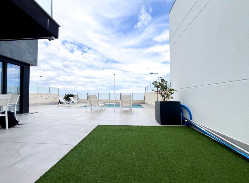 Herverkoop - Villa - Torrevieja - Los Altos