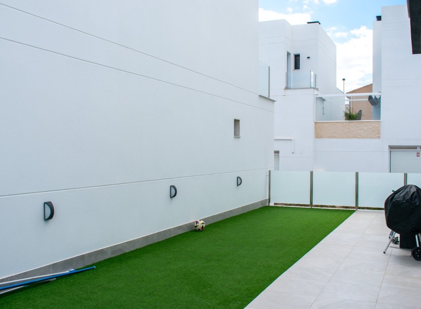Herverkoop - Villa - Torrevieja - Los Altos