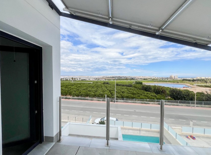 Herverkoop - Villa - Torrevieja - Los Altos
