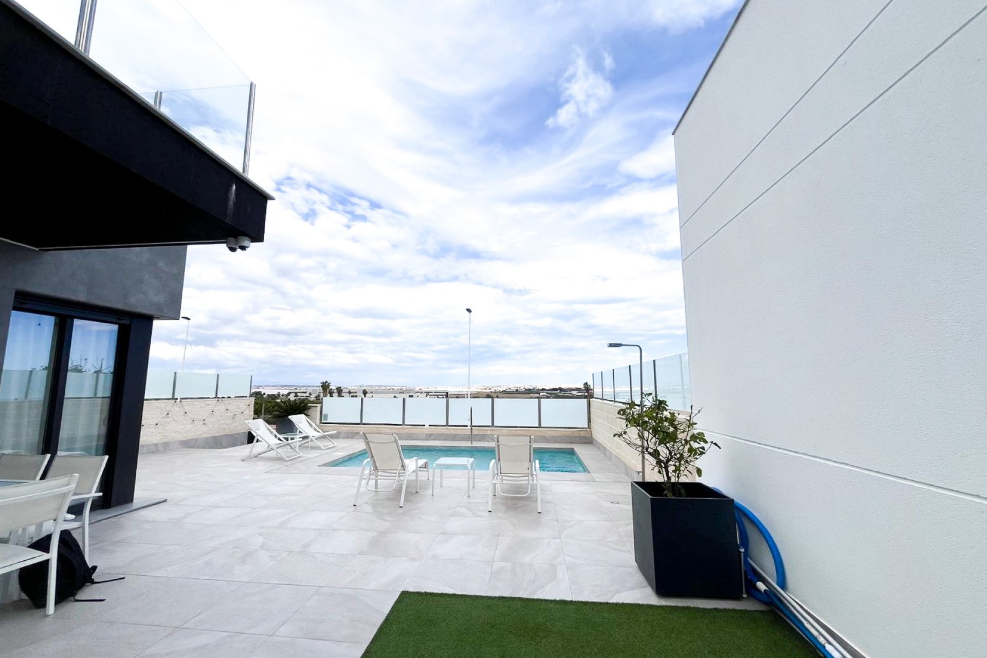 Herverkoop - Villa - Torrevieja - Los Altos