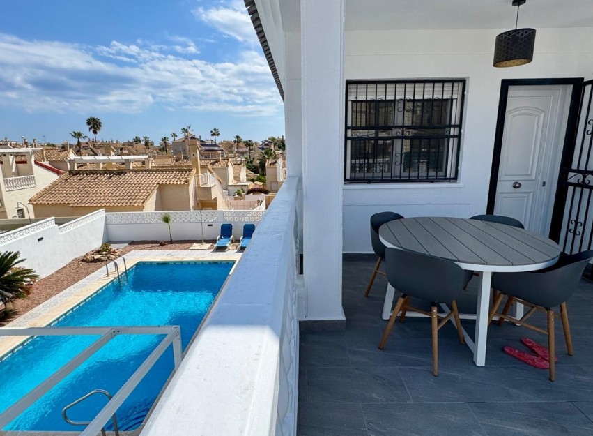 Herverkoop - Villa - Torrevieja - Los Altos*