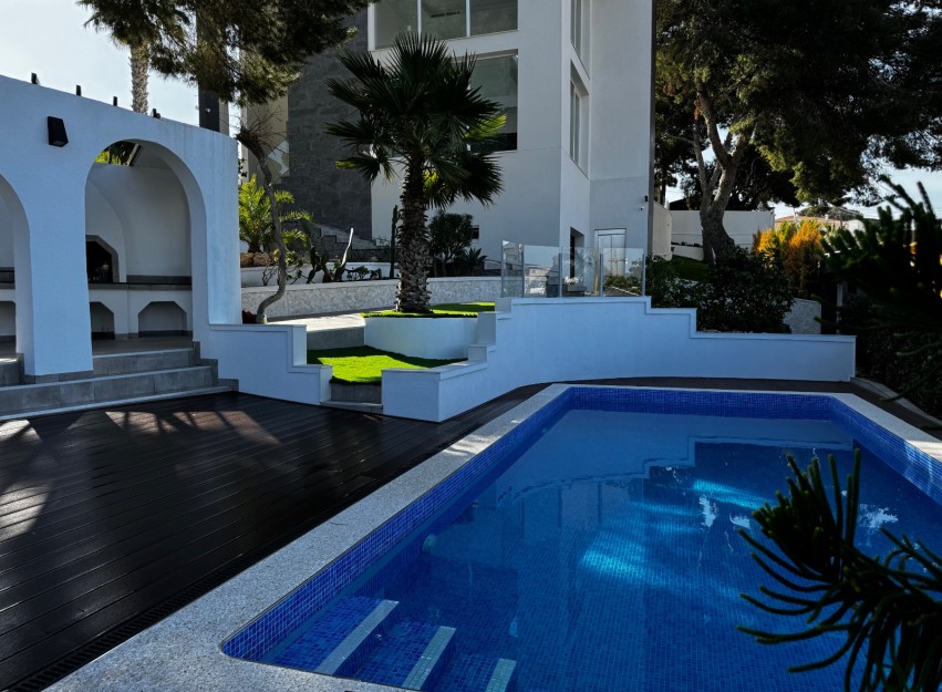 Herverkoop - Villa - Torrevieja - Los Balcones