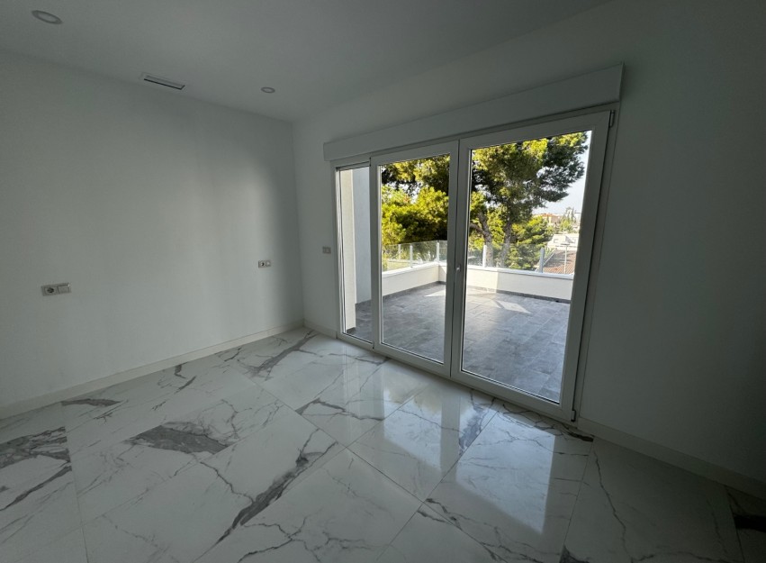 Herverkoop - Villa - Torrevieja - Los Balcones