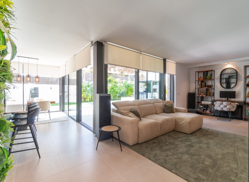 Herverkoop - Villa - Torrevieja - Los Balcones