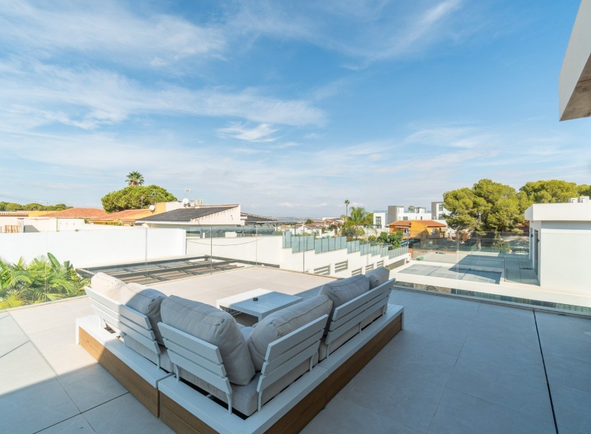 Herverkoop - Villa - Torrevieja - Los Balcones
