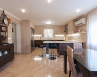 Herverkoop - Villa - Torrevieja - Los Balcones