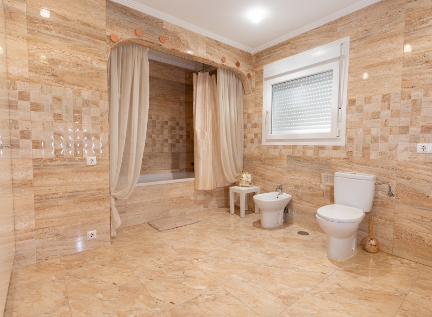 Herverkoop - Villa - Torrevieja - Los Balcones