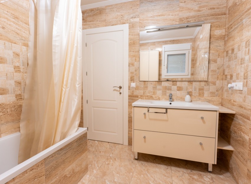 Herverkoop - Villa - Torrevieja - Los Balcones