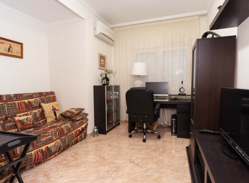 Herverkoop - Villa - Torrevieja - Los Balcones