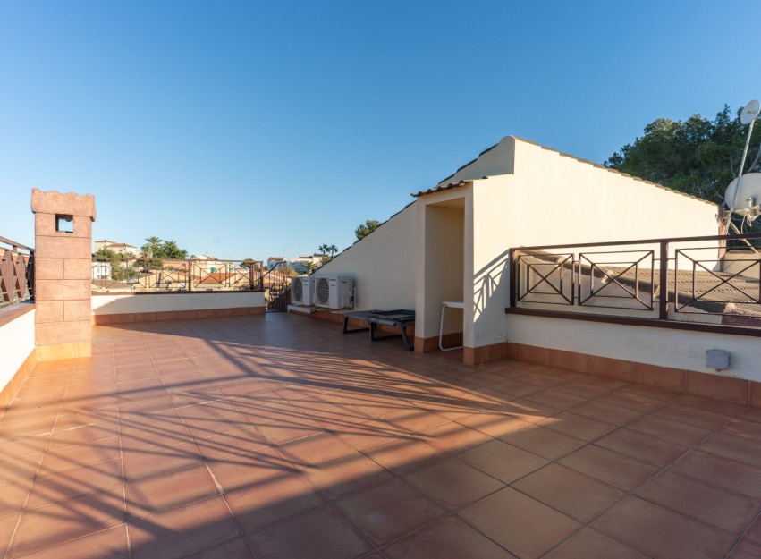 Herverkoop - Villa - Torrevieja - Los Balcones