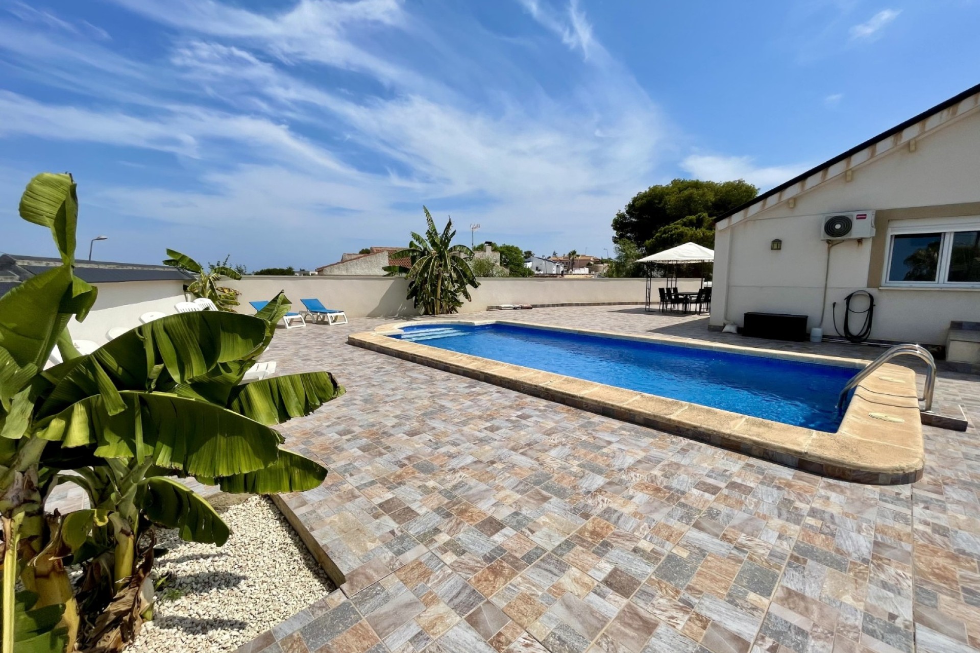 Herverkoop - Villa - Torrevieja - Los Balcones