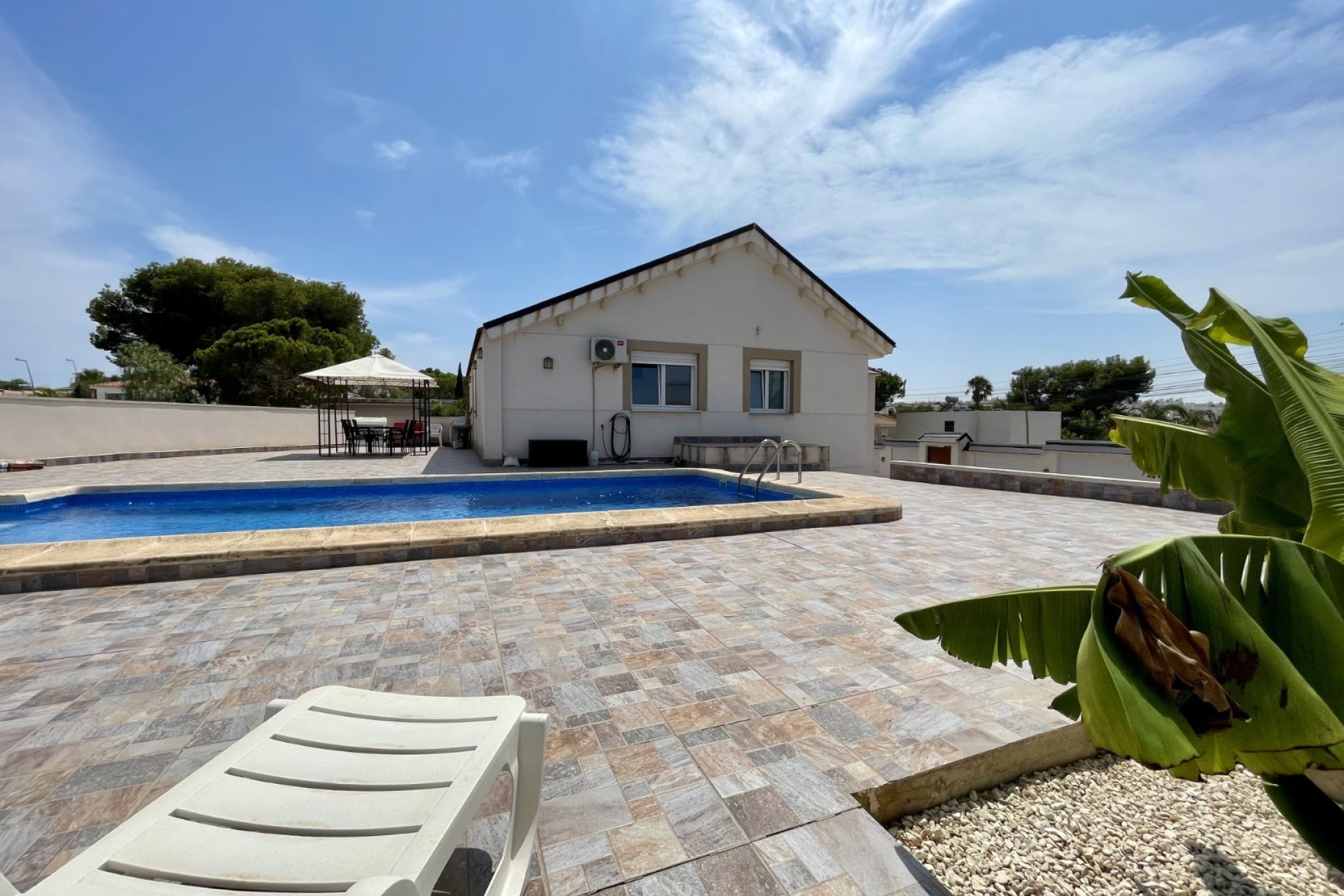 Herverkoop - Villa - Torrevieja - Los Balcones