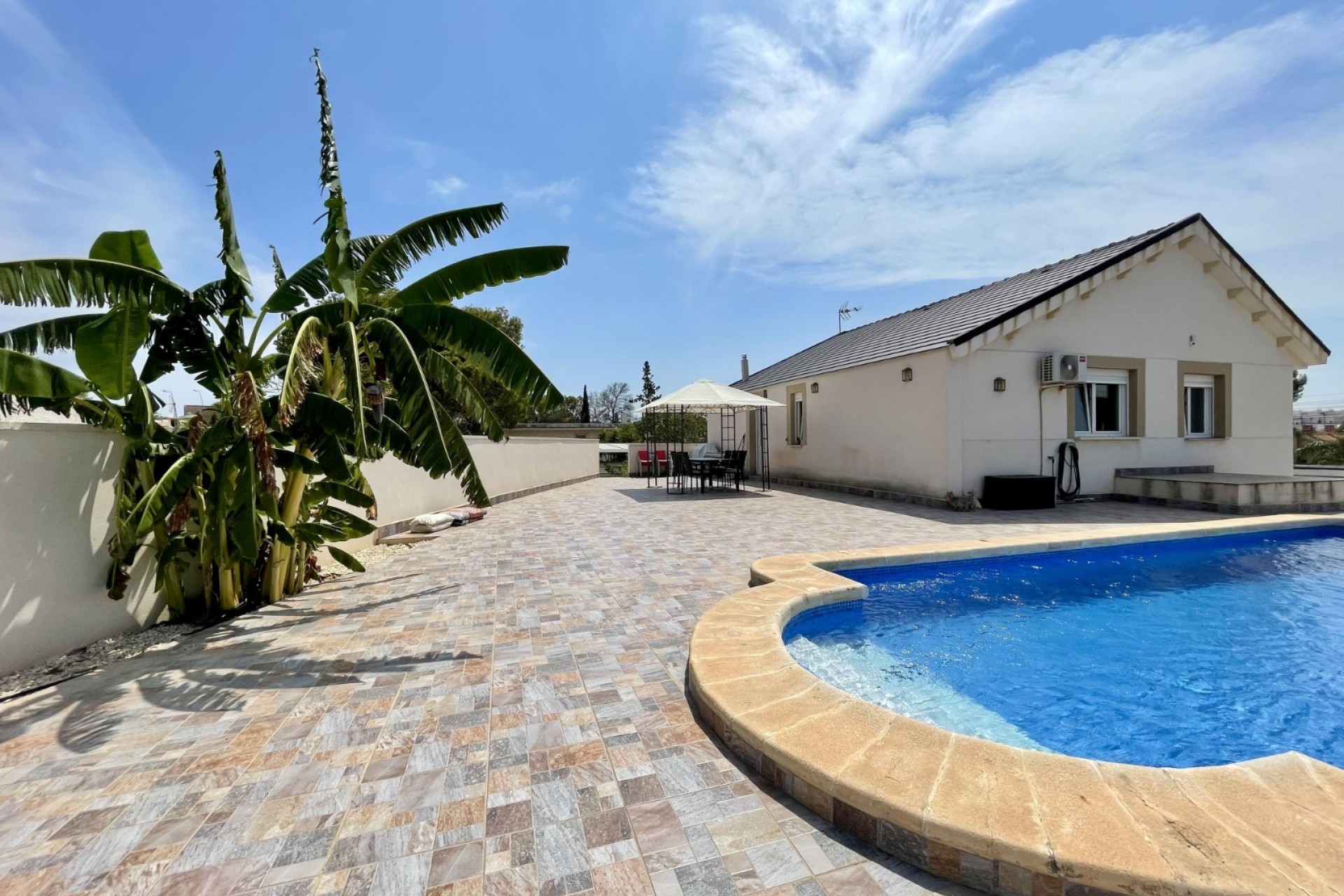 Herverkoop - Villa - Torrevieja - Los Balcones