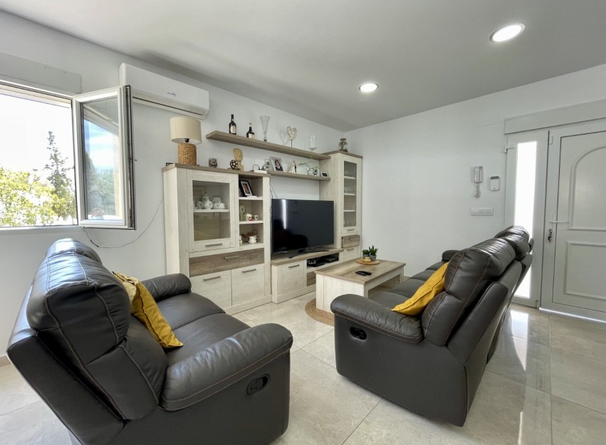 Herverkoop - Villa - Torrevieja - Los Balcones