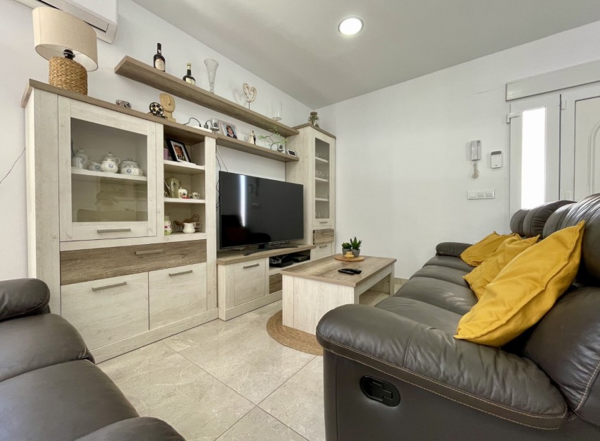 Herverkoop - Villa - Torrevieja - Los Balcones
