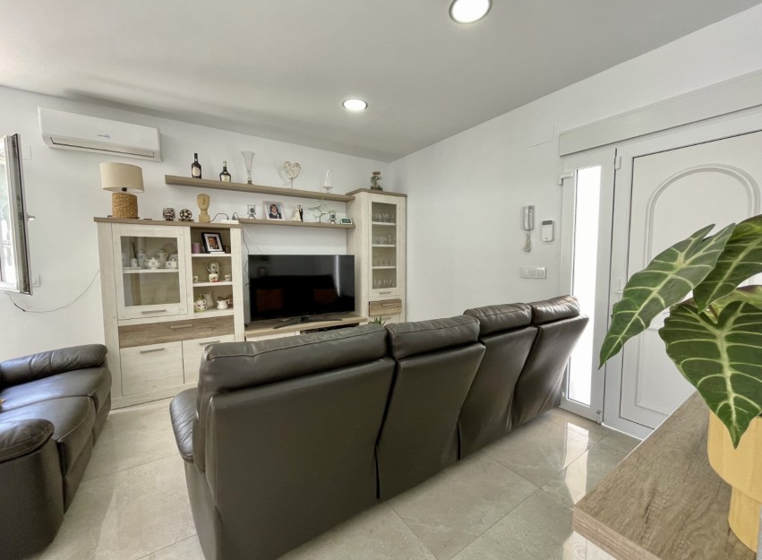 Herverkoop - Villa - Torrevieja - Los Balcones