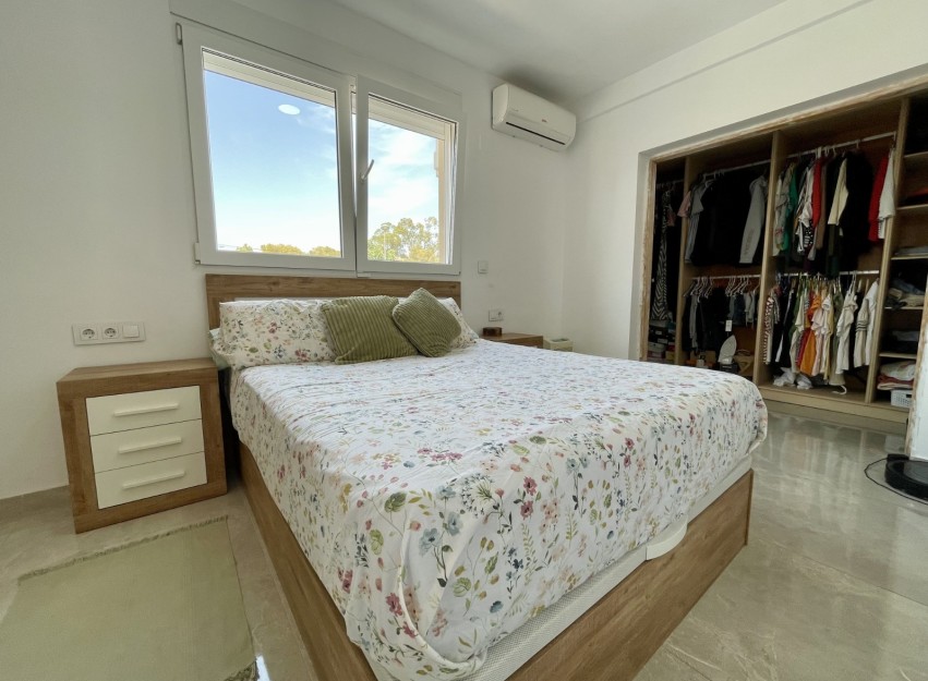Herverkoop - Villa - Torrevieja - Los Balcones