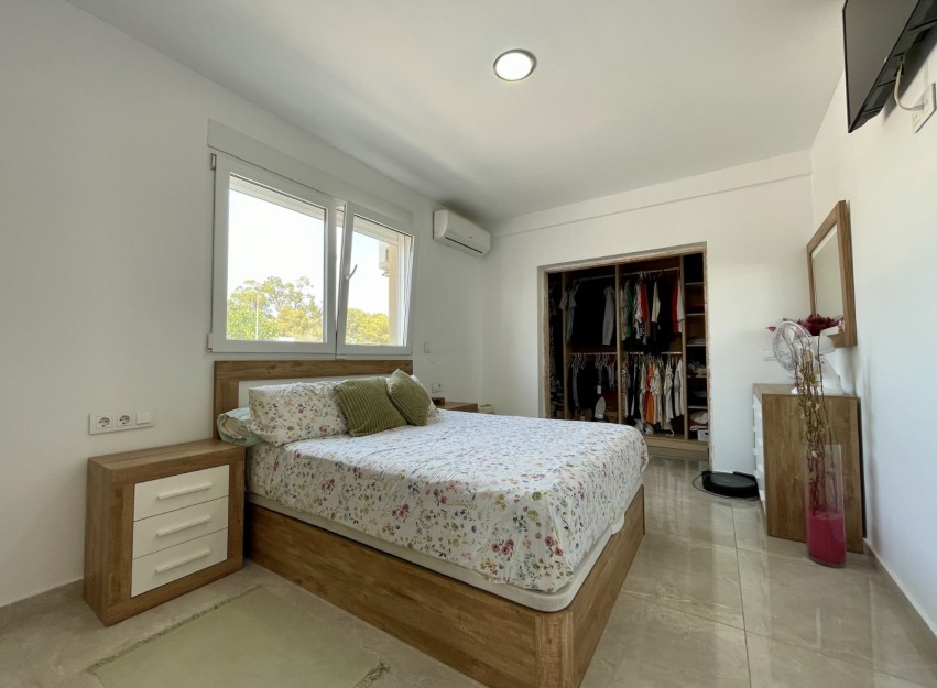 Herverkoop - Villa - Torrevieja - Los Balcones