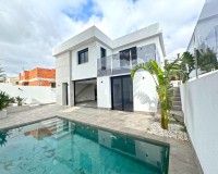 Herverkoop - Villa - Torrevieja - Los Balcones