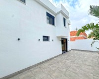 Herverkoop - Villa - Torrevieja - Los Balcones