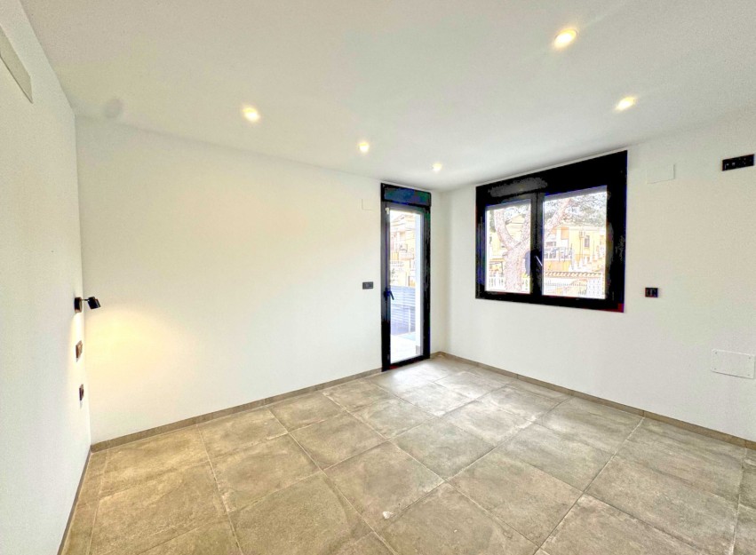 Herverkoop - Villa - Torrevieja - Los Balcones