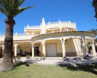 Herverkoop - Villa - Torrevieja - Punta Prima