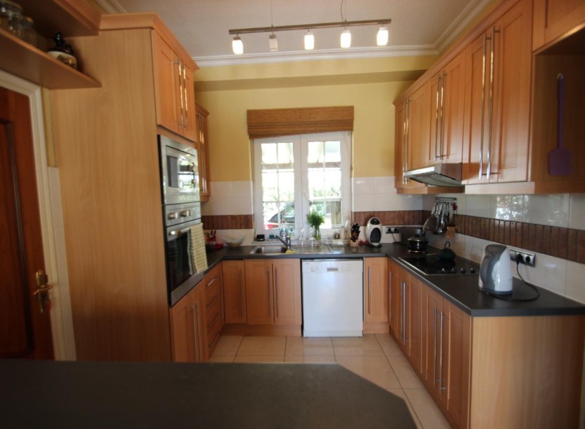 Herverkoop - Villa - Torrevieja - Punta Prima
